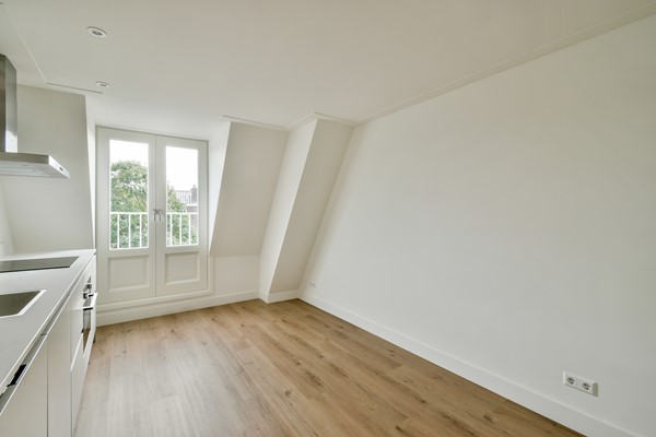 Medium property photo - Churchill-laan 187-4, 1078 DZ Amsterdam